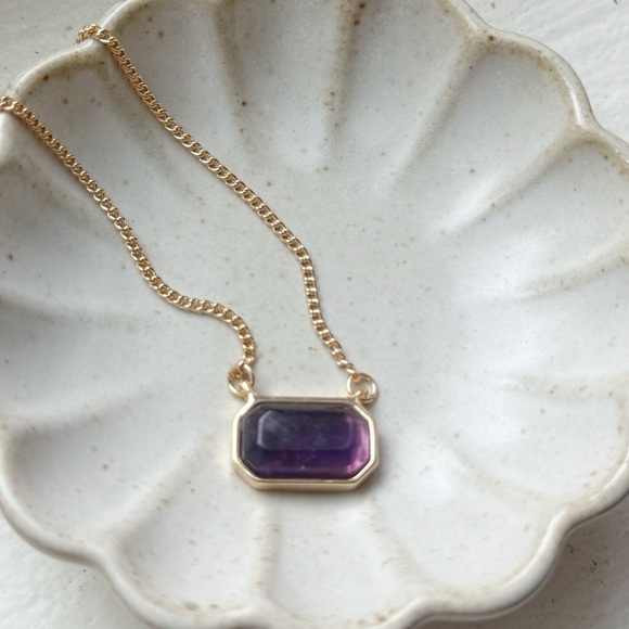 Geometric Gemstone Pendant Necklace (Purple, Brown, White, Blue) - Picture 9 of 13